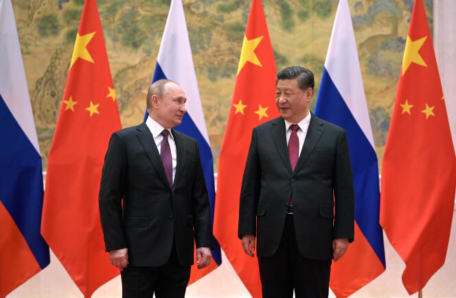 Les présidents russe, Vladimir Poutine, et chinois, Xi Jinping, le 4 février 2022 à Pékin.