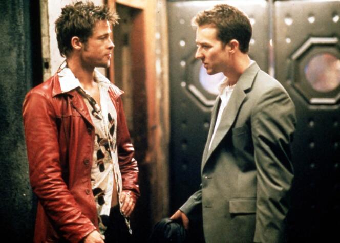 Brad Pitt et Edward Norton dans le film « Fight Club », de David Fincher, sorti en 1999.
