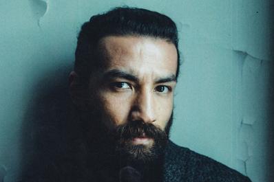 L’acteur Seear Kohi, à Paris, le 2 février 2022.