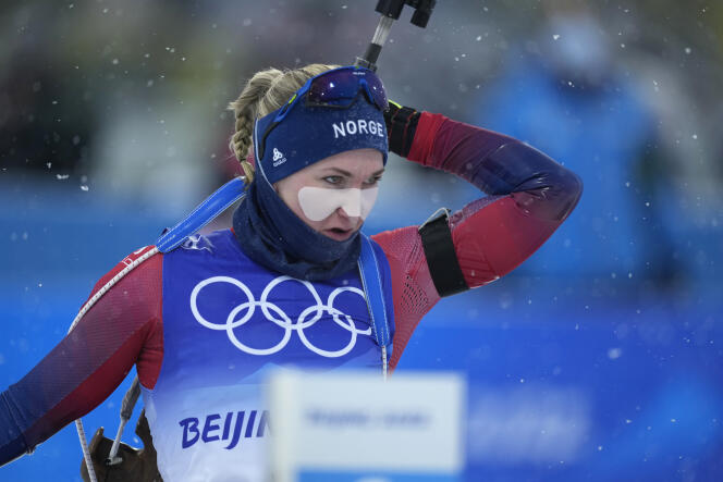 La Norvégienne Marte Olsbu Roeiseland a écrasé l’épreuve de poursuite de biathlon, le 13 février 2022.