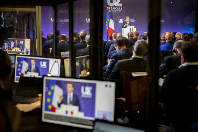 Emmanuel Macron, during the informal meeting of European Ministers responsible for Space, organized as part of the French Presidency of the Council of the European Union (PFUE), in Toulouse, February 16, 2022.