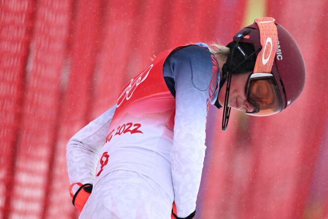 Amerykanka Michaela Shiffrin, krótko po marszu podczas kombinowanego slalomu alpejskiego na Igrzyskach Olimpijskich, czwartek, 17 lutego, w Yanqing (Chiny).