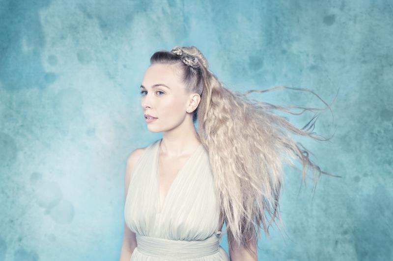 Opéra Elsa Dreisig séduit en triple héroïne mozartienne