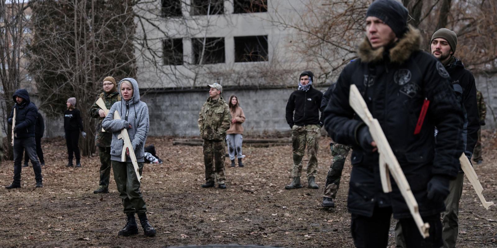 Crise en Ukraine : tensions dans l’est du pays, la France et l’Allemagne appellent leurs 