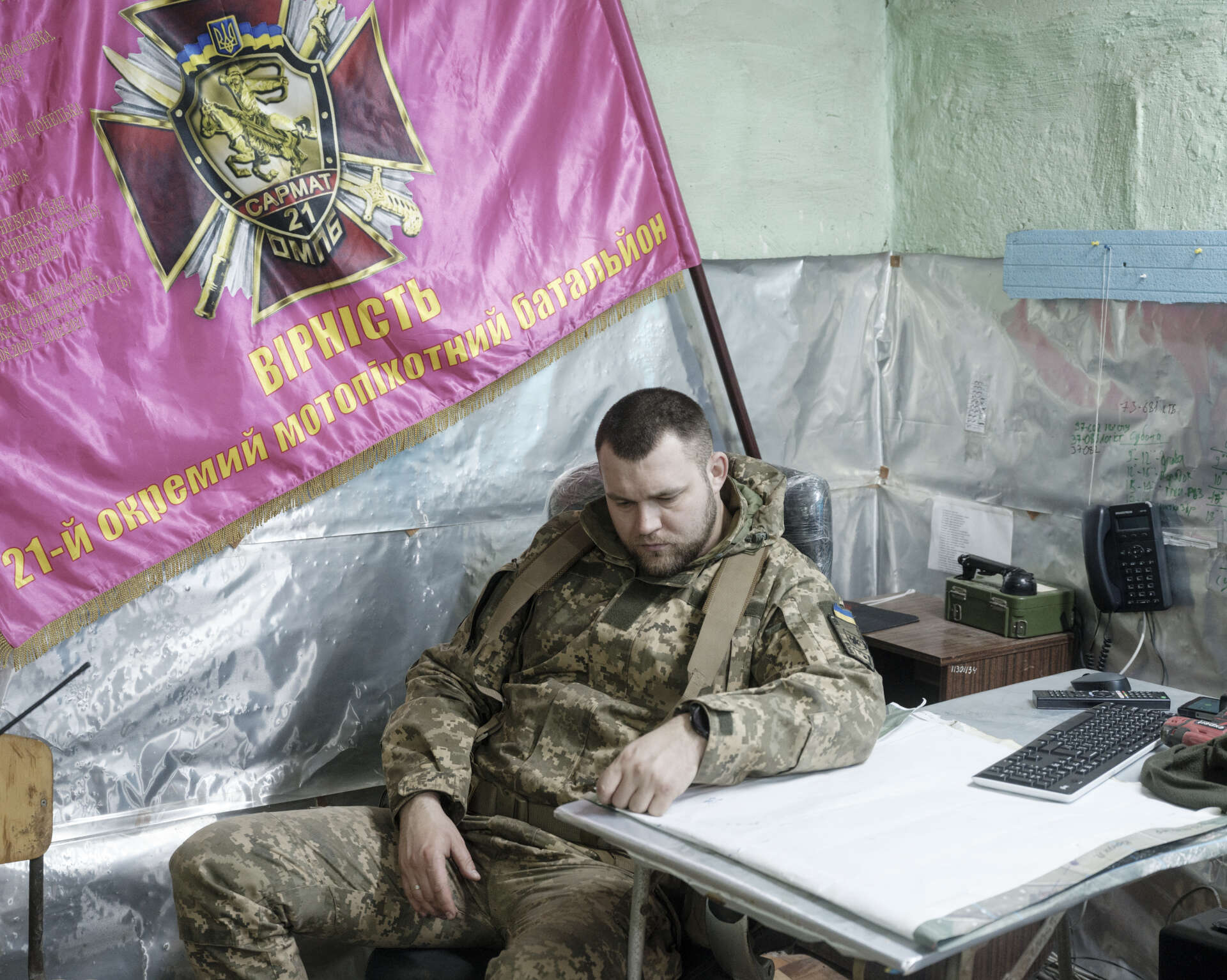 Le major Pavlo Yurtchuk, commandant du bataillon « Sarmat », à Pisky, en Ukraine, le 22 février 2022.