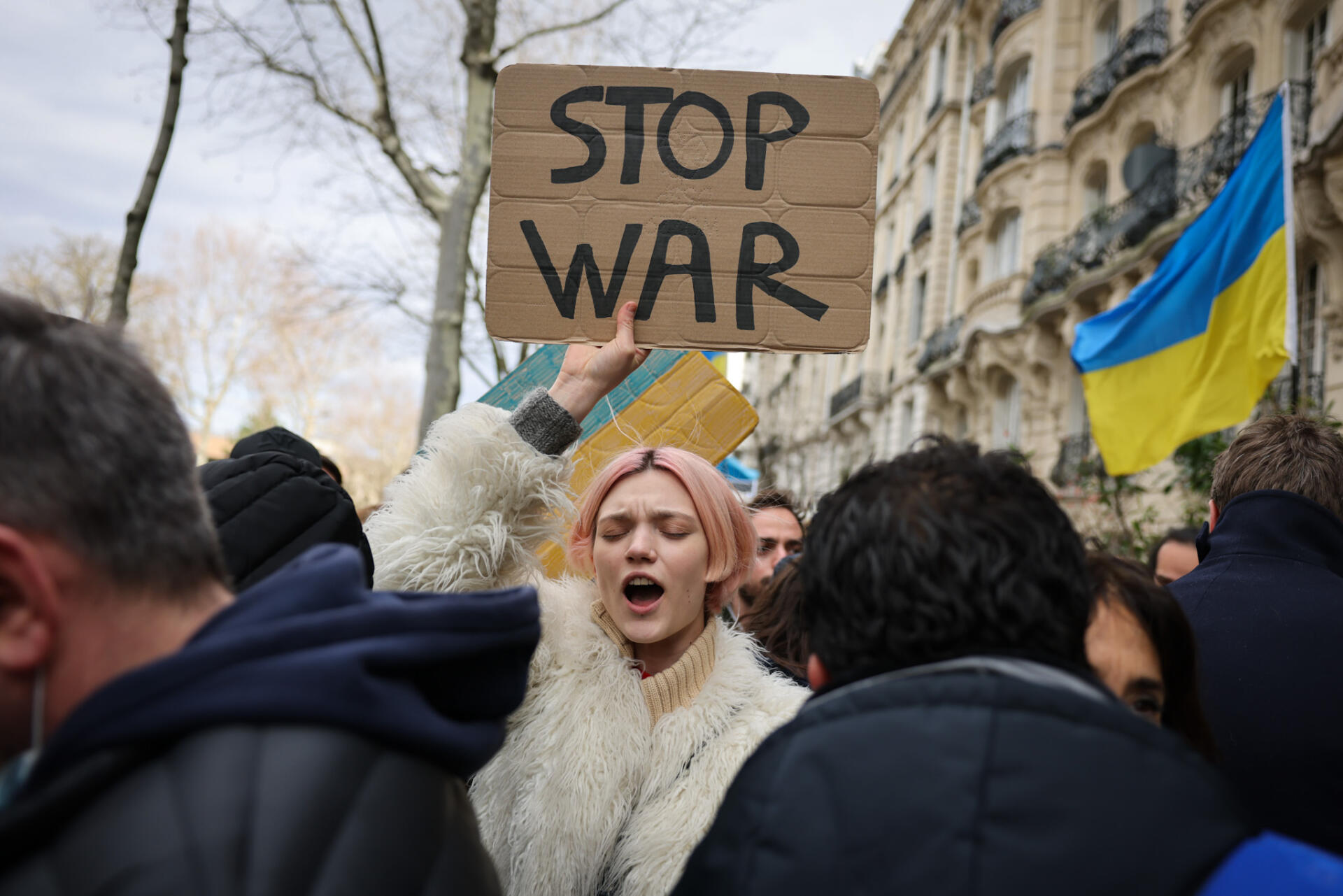 Manifestación frente a la Embajada de Rusia en París, 24 de febrero de 2022.