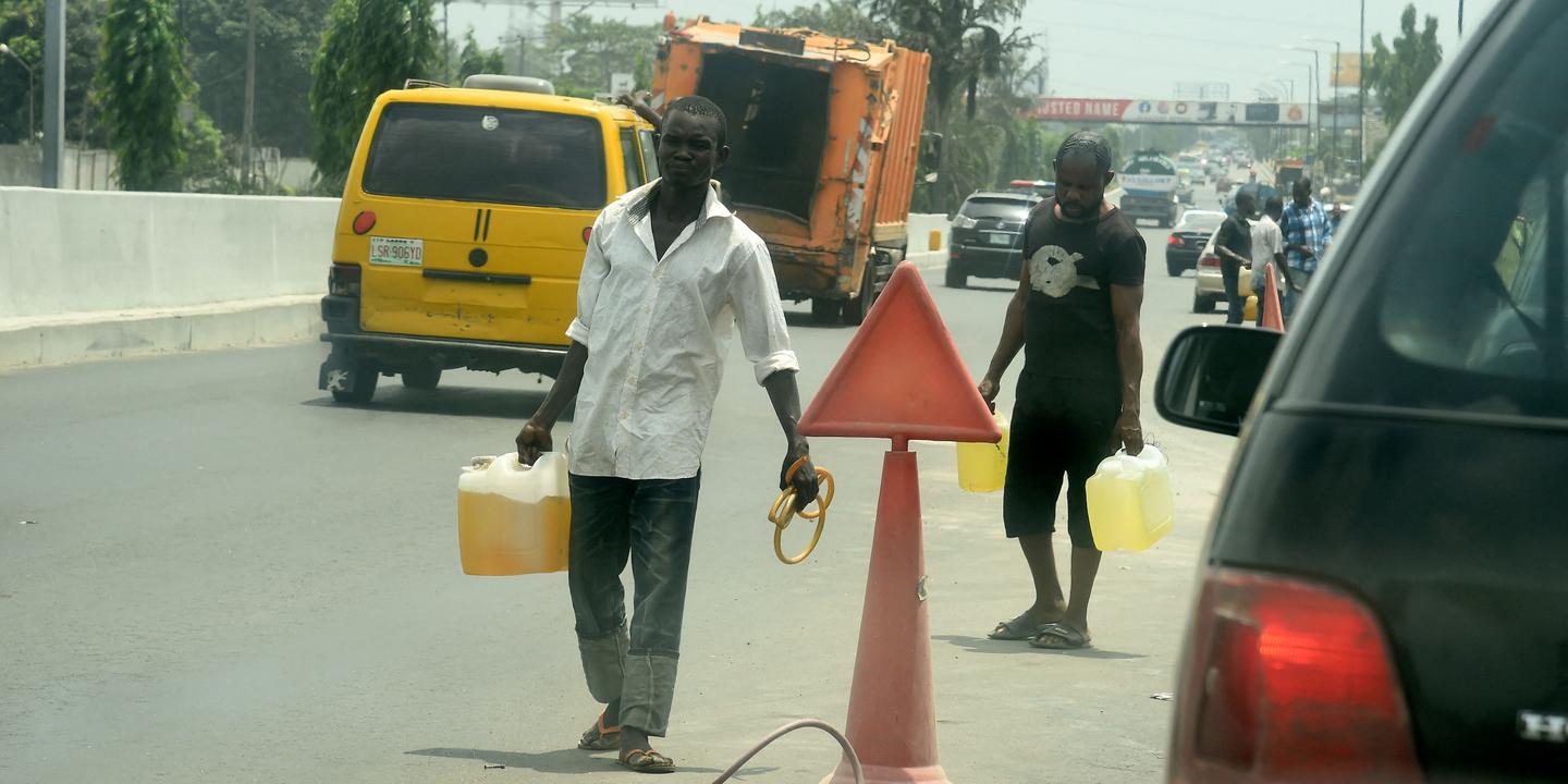 Nigeria At Edge Of Blackout Because Of Rising Fuel Prices Altus Intel nigeria-at-edge-of-blackout-because-of-rising-fuel-prices-altus-intel