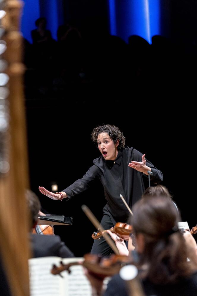 L’Espagnole Beatriz Fernandez Aucejo à La Maestra, concours international de cheffes d’orchestre, à la Philharmonie de Paris, le 4 mars 2022.