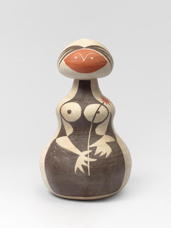 La « bouteille femme », une pièce unique signée de la céramiste Valentine Schlegel (1960), exposée par Thomas Fritsch au salon PAD d’avril 2022.