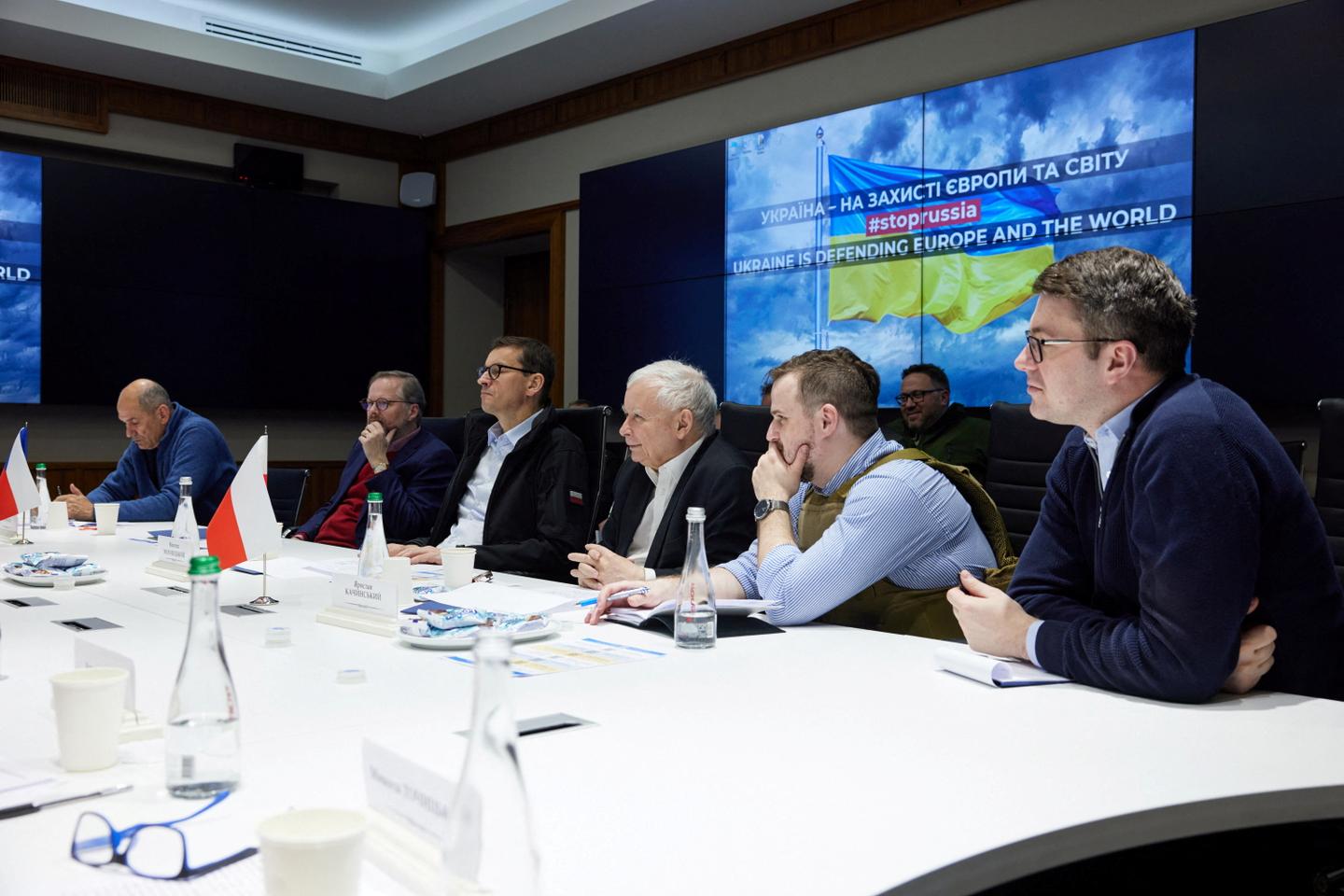 « Paroles de lecteurs » - Premiers ministres et présidents des pays du ...