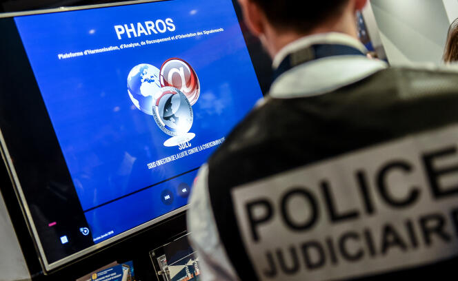 Démonstration de la plate-forme numérique Pharos pour l’analyse de données en ligne à l’usage de la police, à Lille, en janvier 2018.