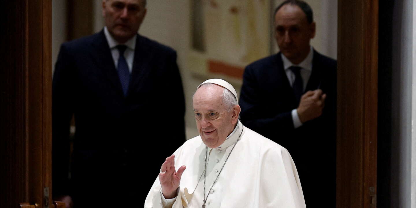 El Papa Francisco promulga la reforma de la Curia Romana