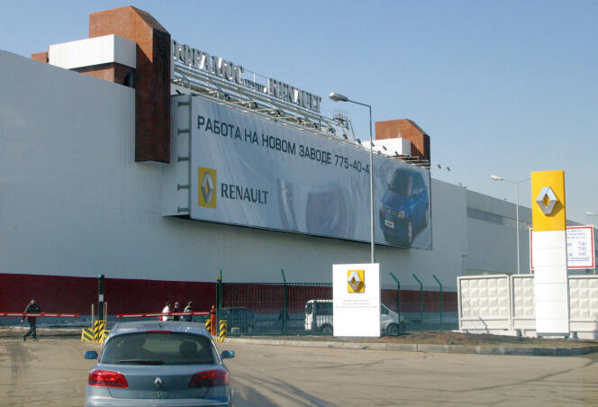 The Avtoframos car factory (Russian subsidiary of Renault), in Moscow, in April 2005. 