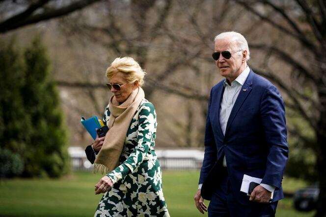 Le couple Biden, le 20 mars 2022 à la Maison Blanche, à Washington.
