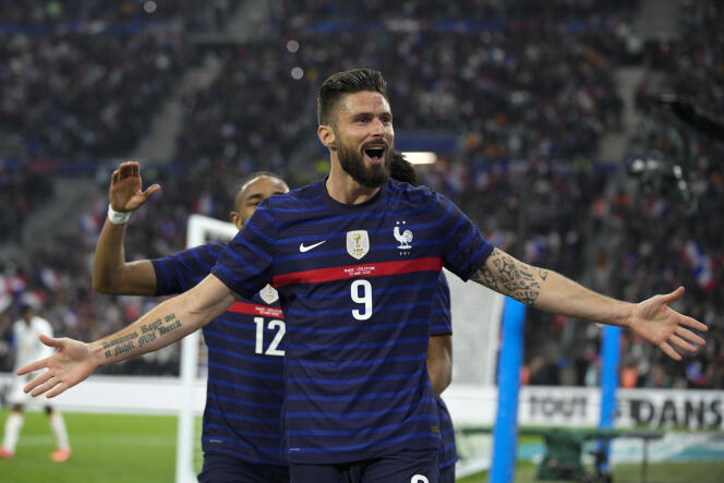 Olivier Giroud celebrates his goal against Côte d'Ivoire in a friendly match on March 25, 2022 in Marseille.