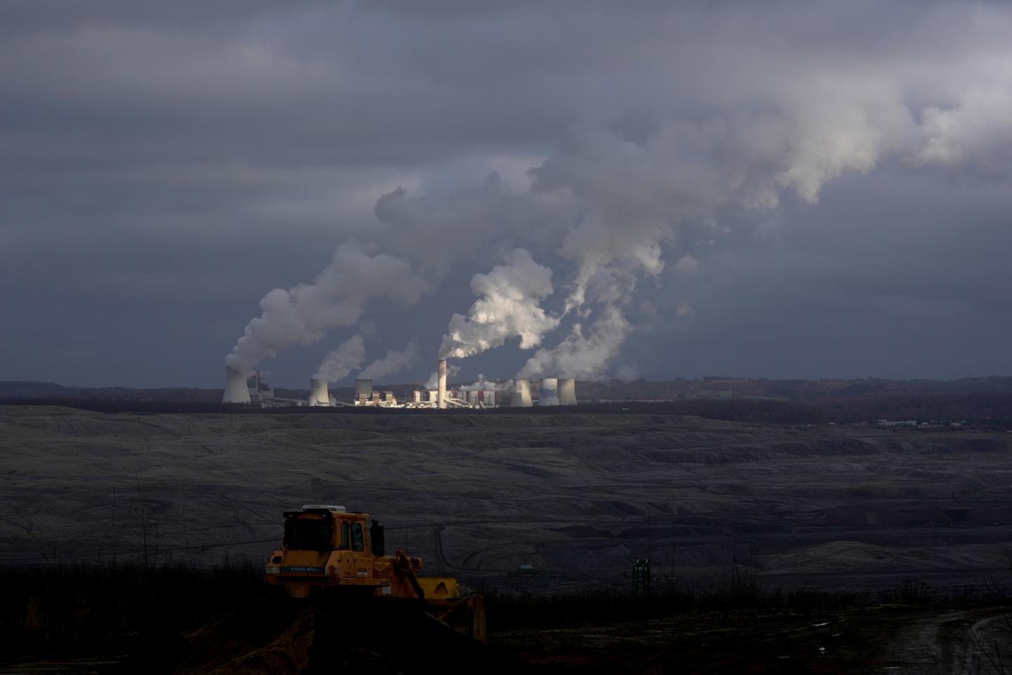 Russia cuts gas deliveries to Poland and Bulgaria