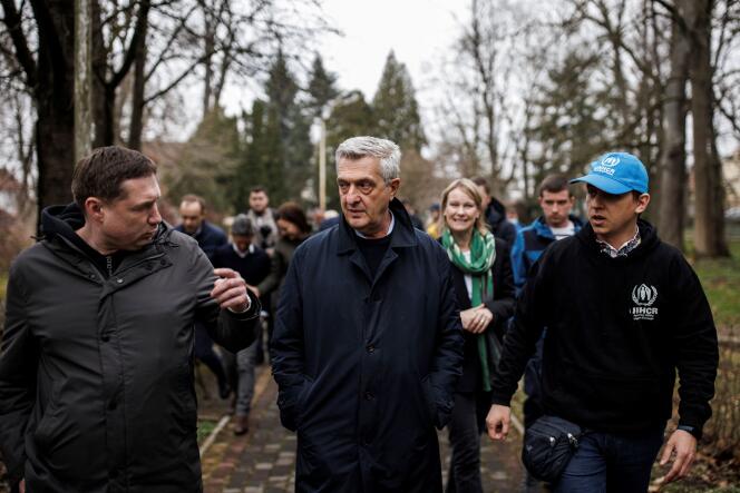Filippo Grandi, haut-commissaire des Nations unies aux réfugiés, près de Lviv (Ukraine), le 30 mars 2022.
