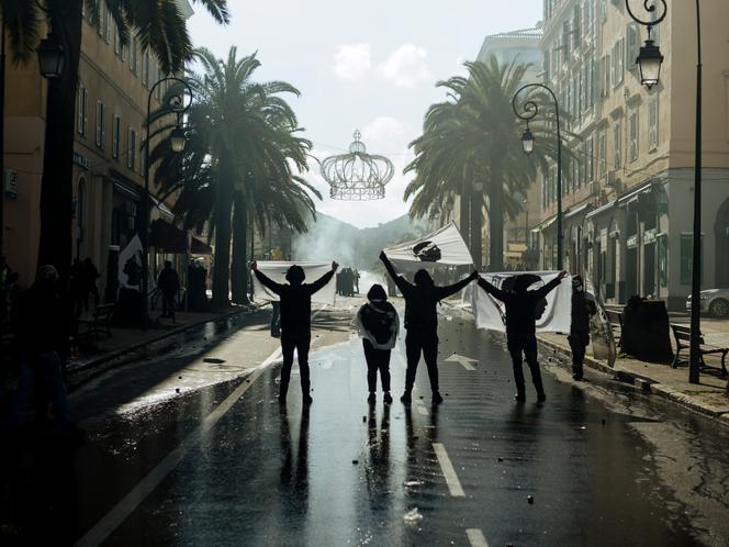 cherche rencontre corse