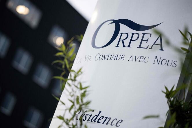 Panel de recepción de un Ehpad del grupo Orpea, en Rezé, en Loire-Atlantique, el 10 de febrero de 2022. 