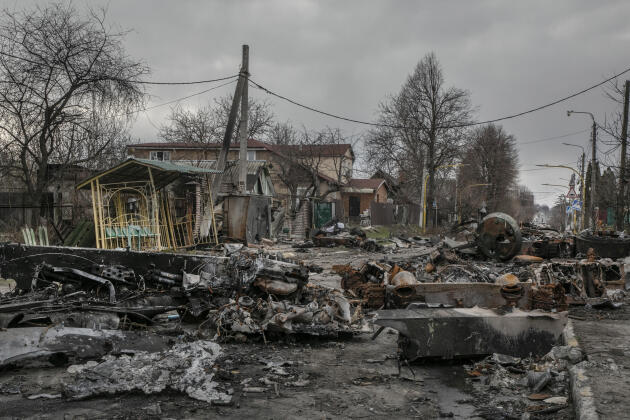 The column of destroyed Russian armored vehicles on Vokzalna Street in Boutcha on April 4, 2022. 