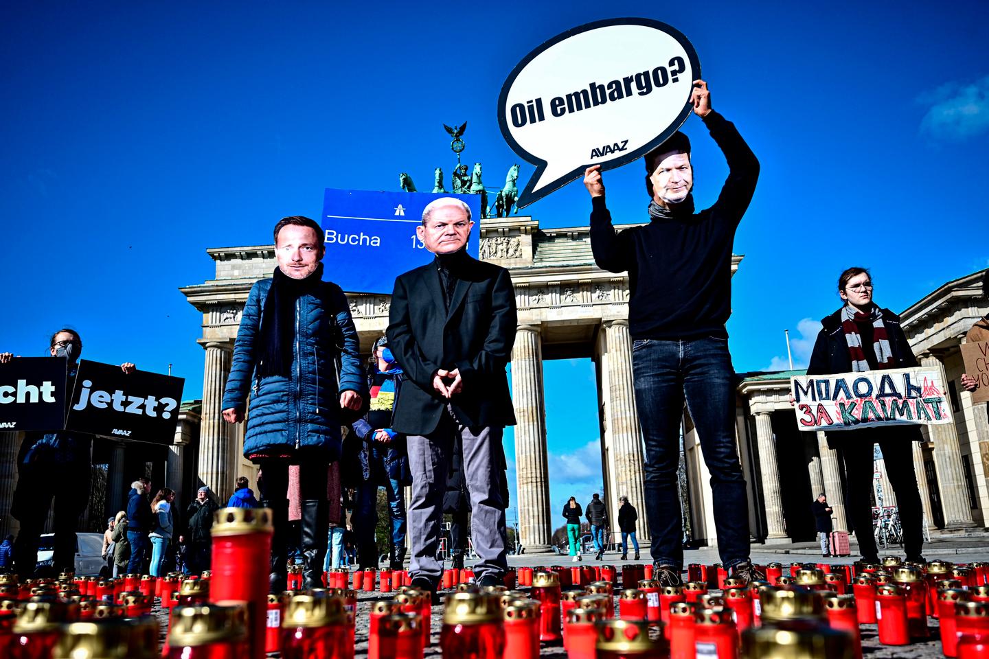 Germany weighs risks of life without Russian gas and oil