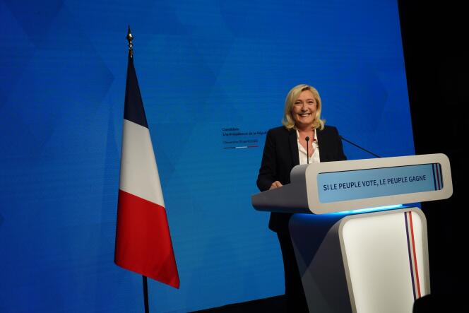 Marine Le Pen, candidate du Rassemblement national, lors de son discours après l’annonce des résultats du premier tour de l’élection présidentielle, à Paris, le 10 avril 2022.