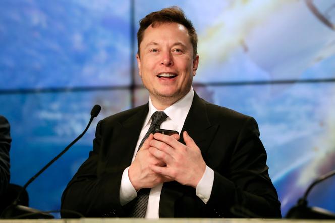 Samedi, Elon Musk s’est demandé si le réseau social était « en train de mourir », en mentionnant des comptes très suivis mais peu actifs.
