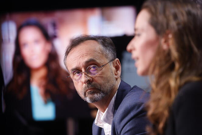 Robert Ménard lors du débat de la soirée électorale du premier tour de la présidentielle sur les plateaux de TF1, le 10 avril 2022.