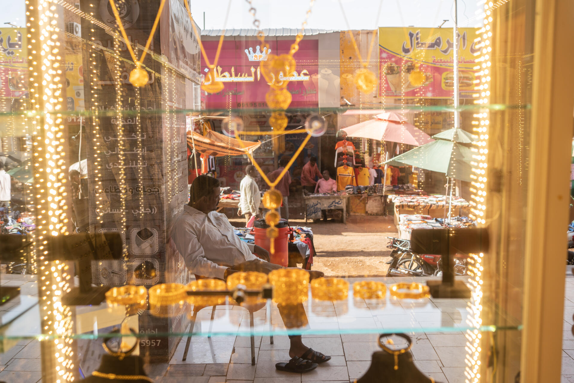 Un magasin qui vend de l’or, à Omdurman, près de Khartoum, au Soudan, le 29 mars 2022