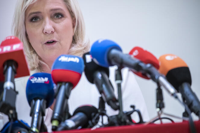 Marine Le Pen, candidate for the 2022 presidential election, gives a press conference at the Salons Hoche, in Paris, on April 13, 2022.