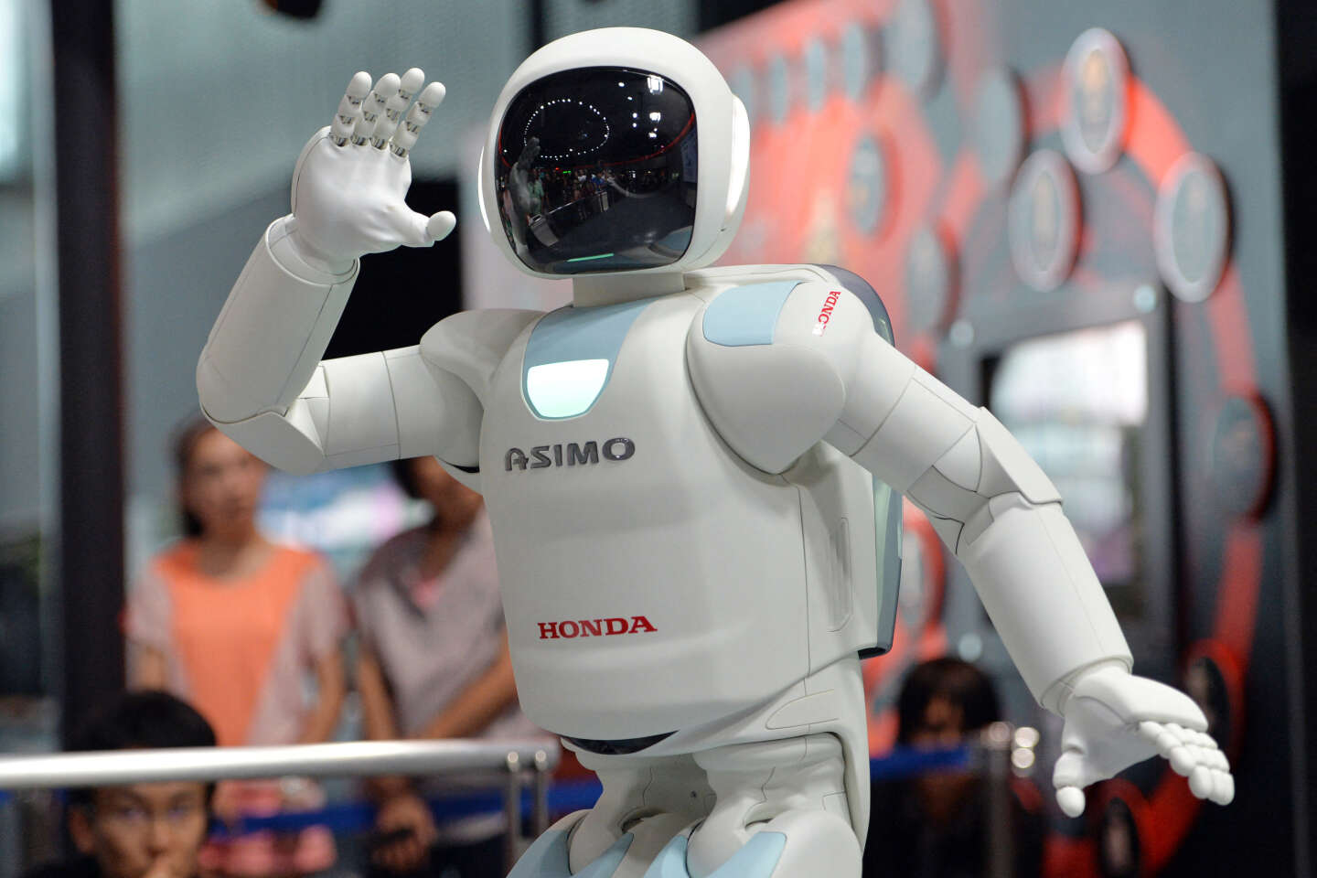 Au Japon, une nouvelle génération de robots chasse l'autre