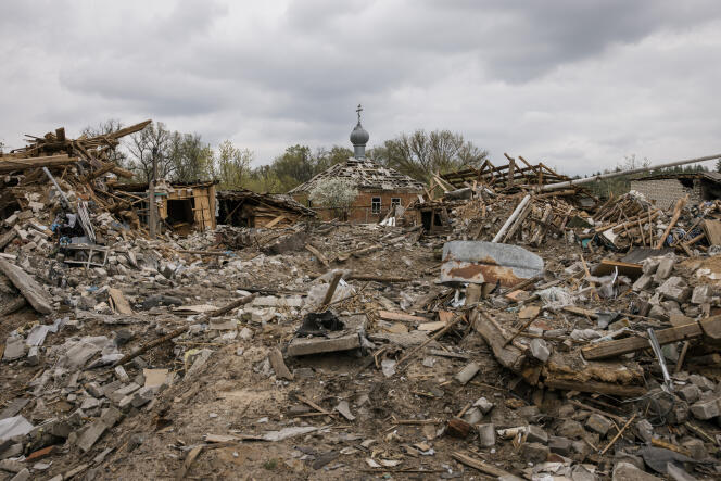 Located two kilometers from the front, and destroyed by Russian bombing, the village of Yatskivka, in the Donbass, April 17, 2022.