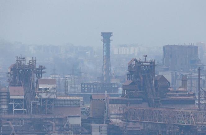 El sitio industrial de la empresa Azovstal en Mariupol, sureste de Ucrania, el 19 de abril de 2022.