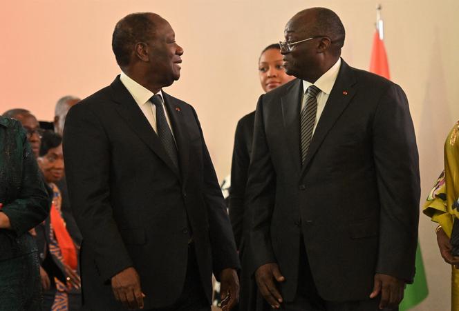 Le président ivoirien Alassane Ouattara et le nouveau vice-président Tiemoko Meyliet Kone à Abidjan le 20 avril 2020.
