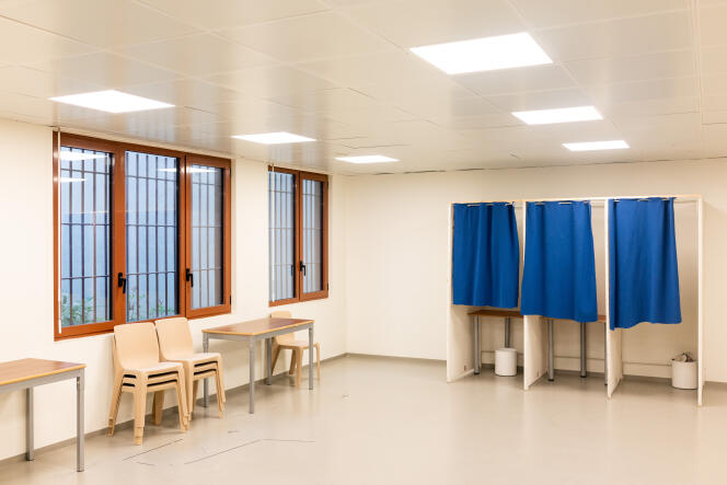The voting booths set up for prisoners to vote in the presidential election at the La Santé prison in Paris, April 17, 2022.