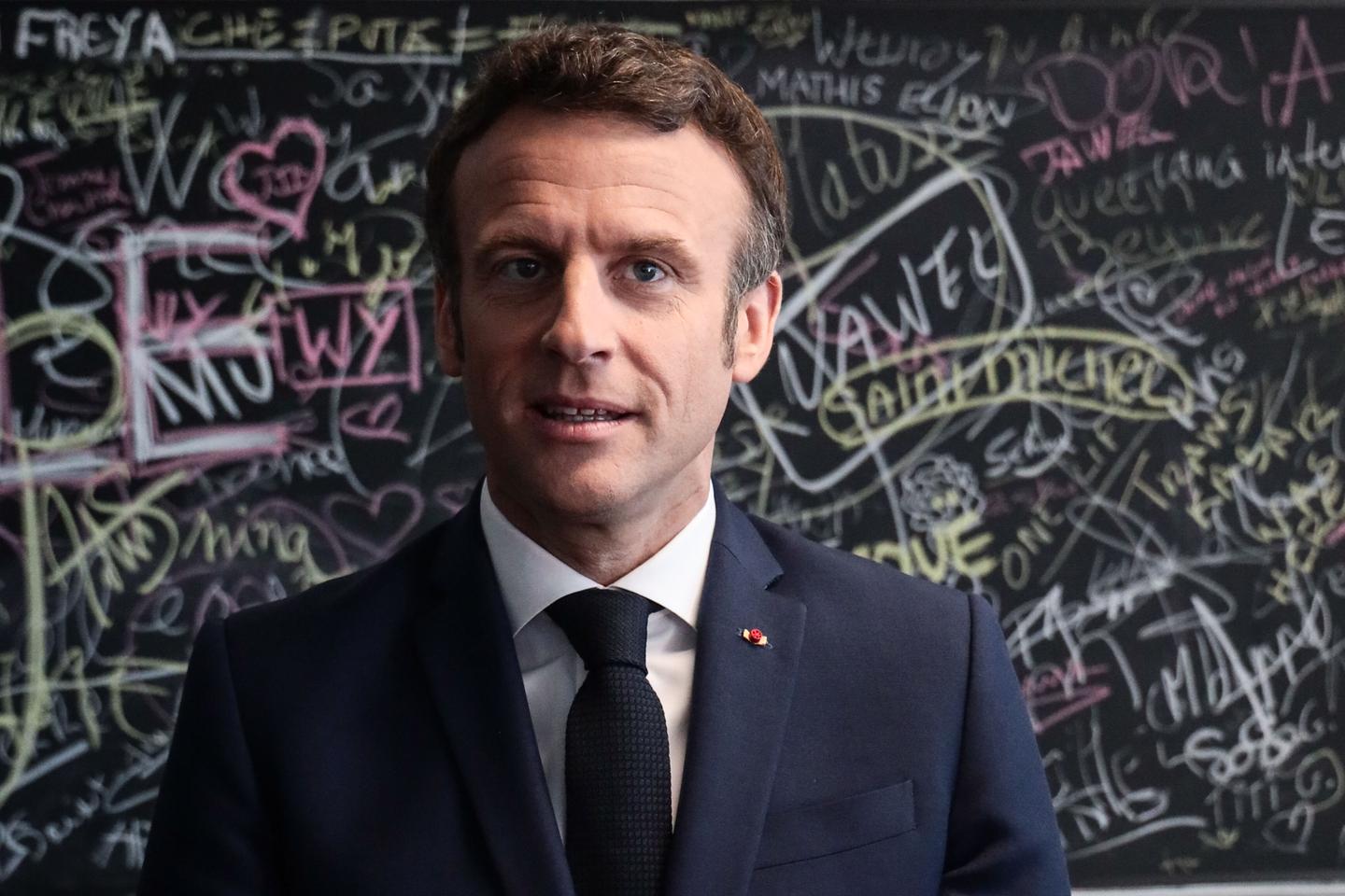 Emmanuel Macron Et Les Premiers Jours Immobiles Du Nouveau Quinquennat