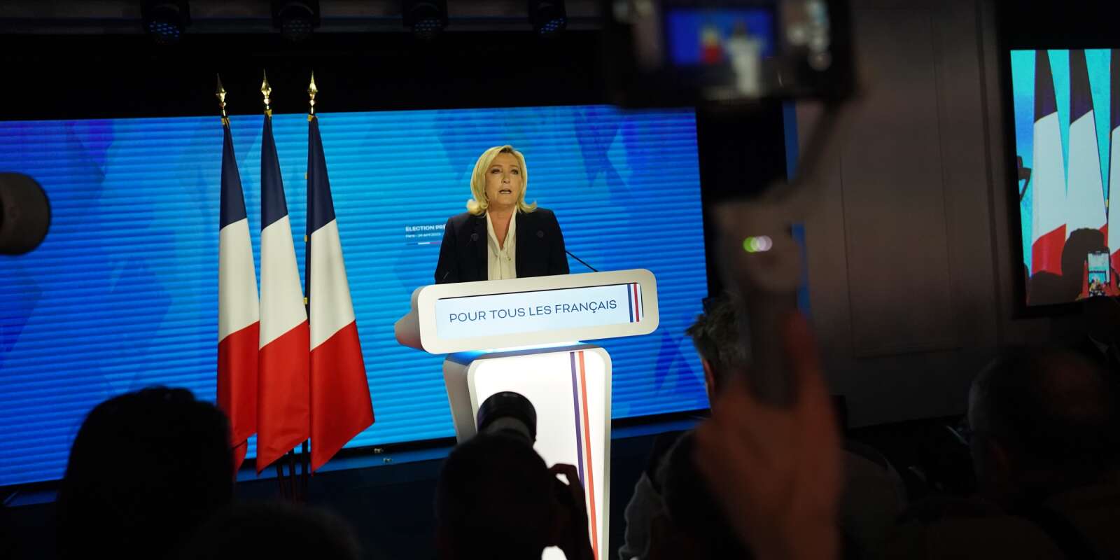 Discours de Marine Le Pen a l’issue de sa défaite au second tour de la présidentielle 2022 à Paris.