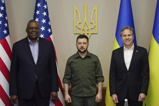 In this photo provided by the Ukrainian Presidential Press Office on Monday, April 25, 2022, from left; US Secretary of Defense Lloyd Austin, Ukrainian President Volodymyr Zelenskyy and US Secretary of State Antony Blinken pose for a picture during their meeting Sunday, April 24, 2022, in Kyiv, Ukraine. (Ukrainian Presidential Press Office via AP)