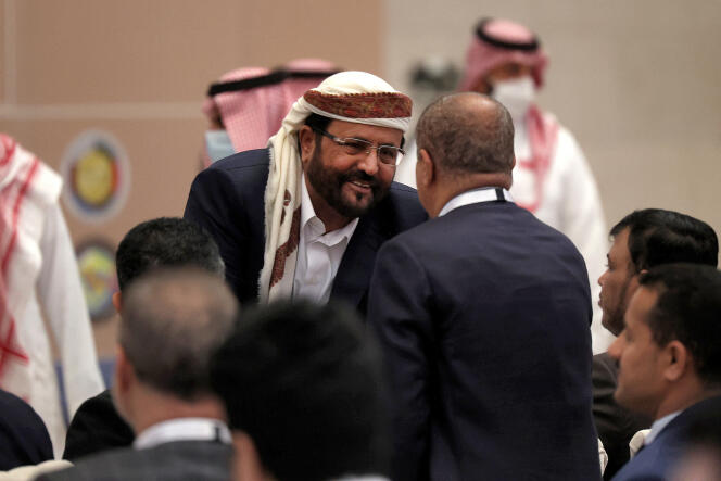 Sultan Al-Arada, membre du nouveau conseil présidentiel du Yémen, à Riyad, en Arabie saoudite, le 7 avril 2022.