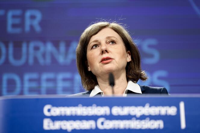 La vicepresidenta de la Comisión Europea, Vera Jourova, en Bruselas el 27 de abril. 