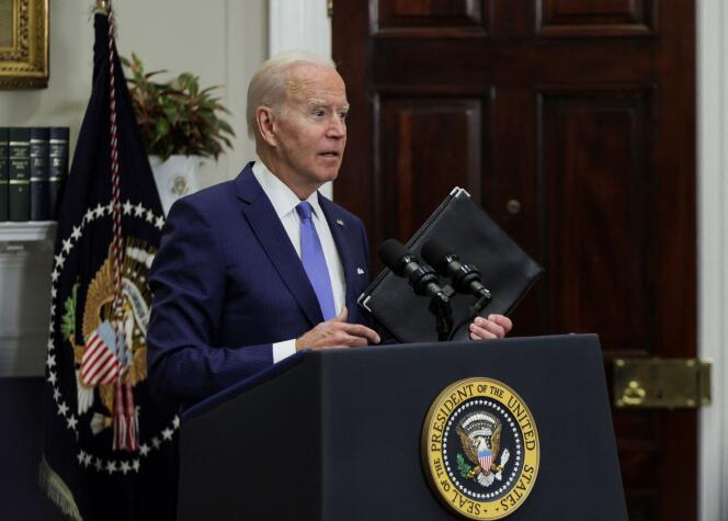 Le président américain Joe Biden lors de l’annonce d’une nouvelle aide militaire et humanitaire à l’Ukraine, le 28 avril 2022, à la Maison Blanche. 