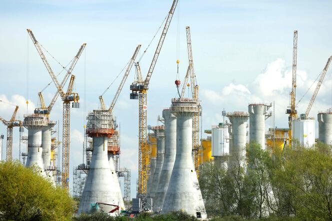 Le chantier de construction des fondations des turbines d’un futur parc éolien, au Havre (Seine-Maritime), le 14 avril 2022.