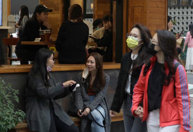 En una calle de Taipei, 30 de abril de 2022. 