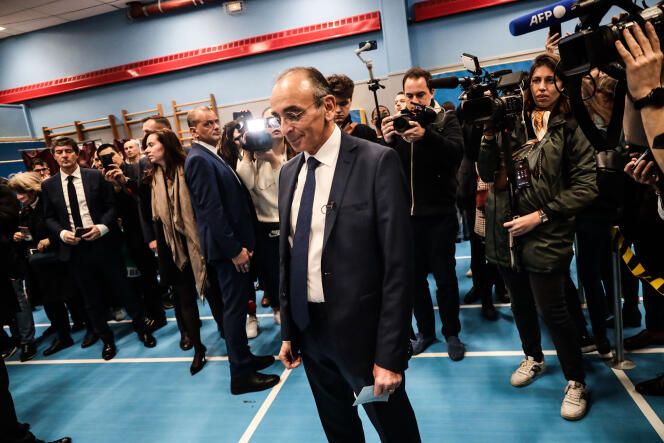 Eric Zemmour votes in the first round of the presidential election, in Paris, April 10, 2022.