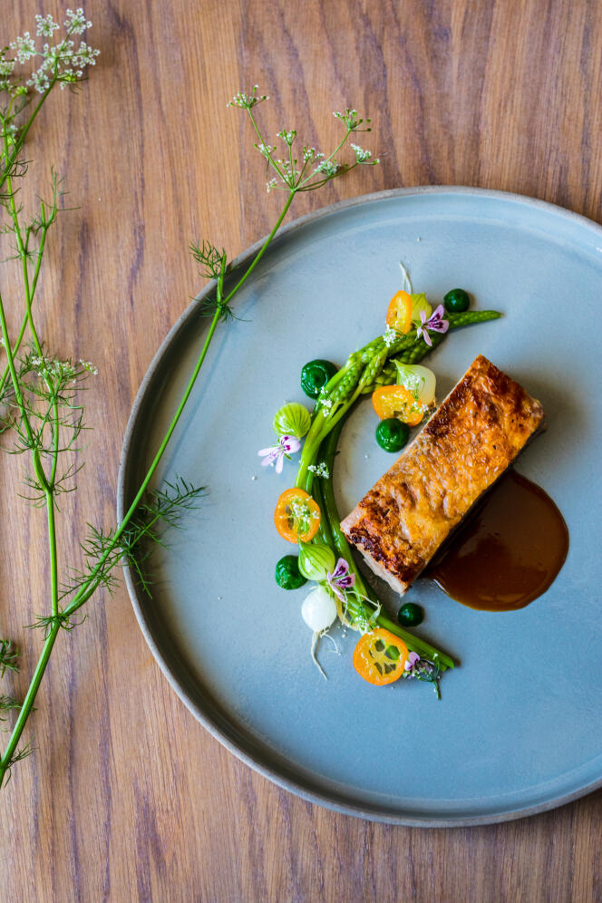 Pressed guineafowl, wild asparagus, lacto-fermented kumquat and geranium, created by chef Cybèle Idelot.