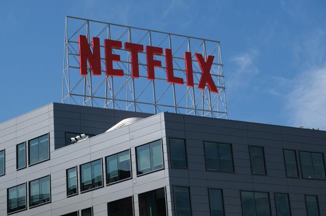 45 % des personnes interrogées dans le cadre de l’étude de l’IFOP affirment être abonnées à la plate-forme Netflix (ici, vue des locaux de la société à Hollywood, en Californie, en mars 2022).