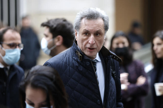 Patrick de Carolis, maire de Arles, arrive pour une réunion au bureau exécutif de la majorité présidentielle au siège de La République en marche, à Paris, le 21 février 2022.