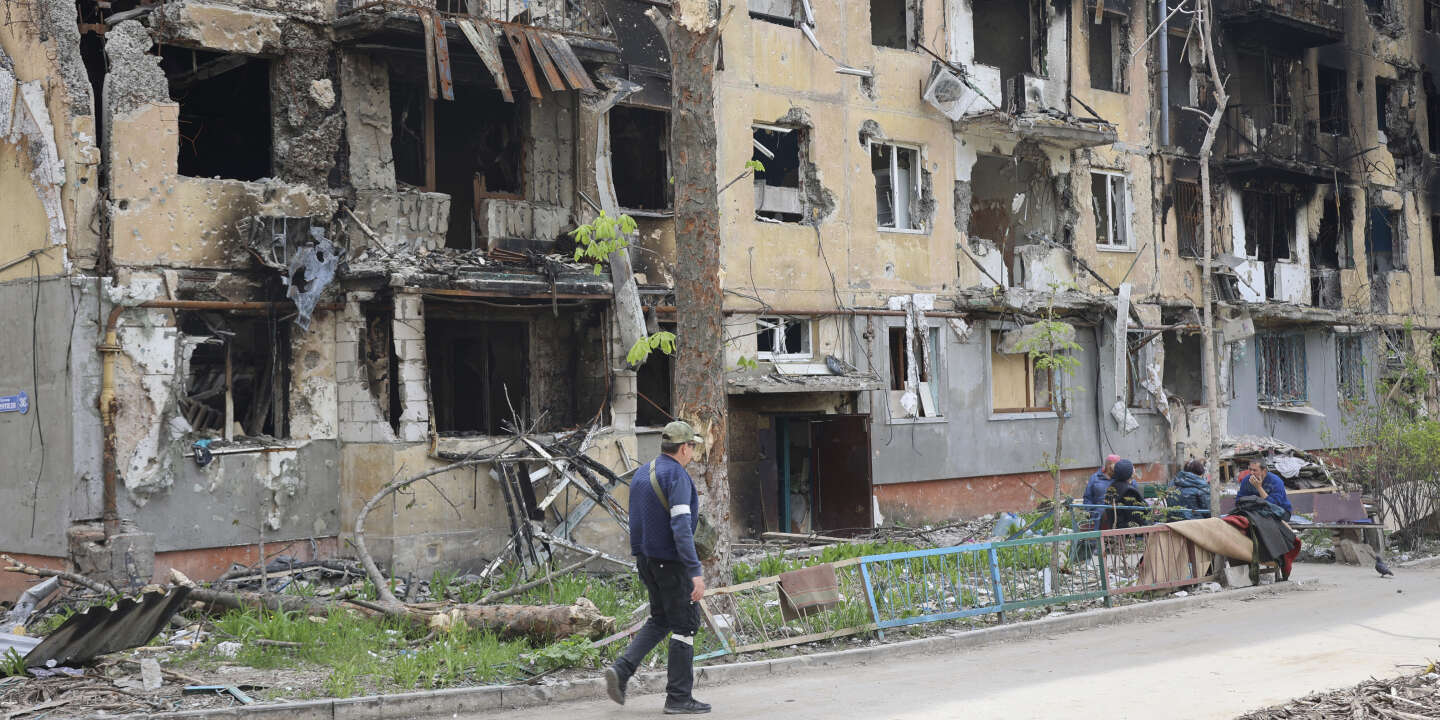 Rosja ogłosiła zawieszenie broni w hucie Azowstal, w innych miejscach spadają bombardowania
