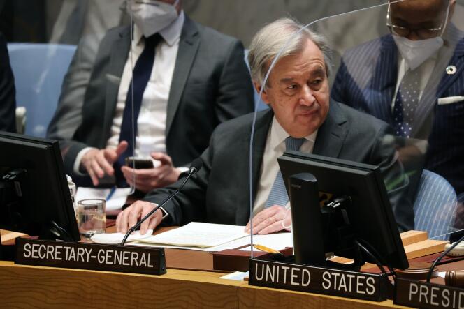 Le secrétaire général de l’ONU, Antonio Guterres, lors d’une réunion du Conseil de sécurité de l’ONU à propos de la situation en Ukraine, à New York, aux Etats-Unis, le 5 mai 2022.