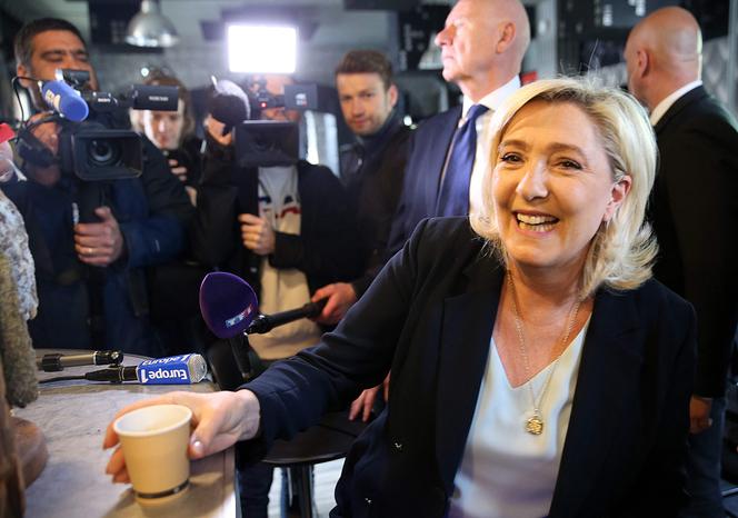 Marine Le Pen losing momentum in France